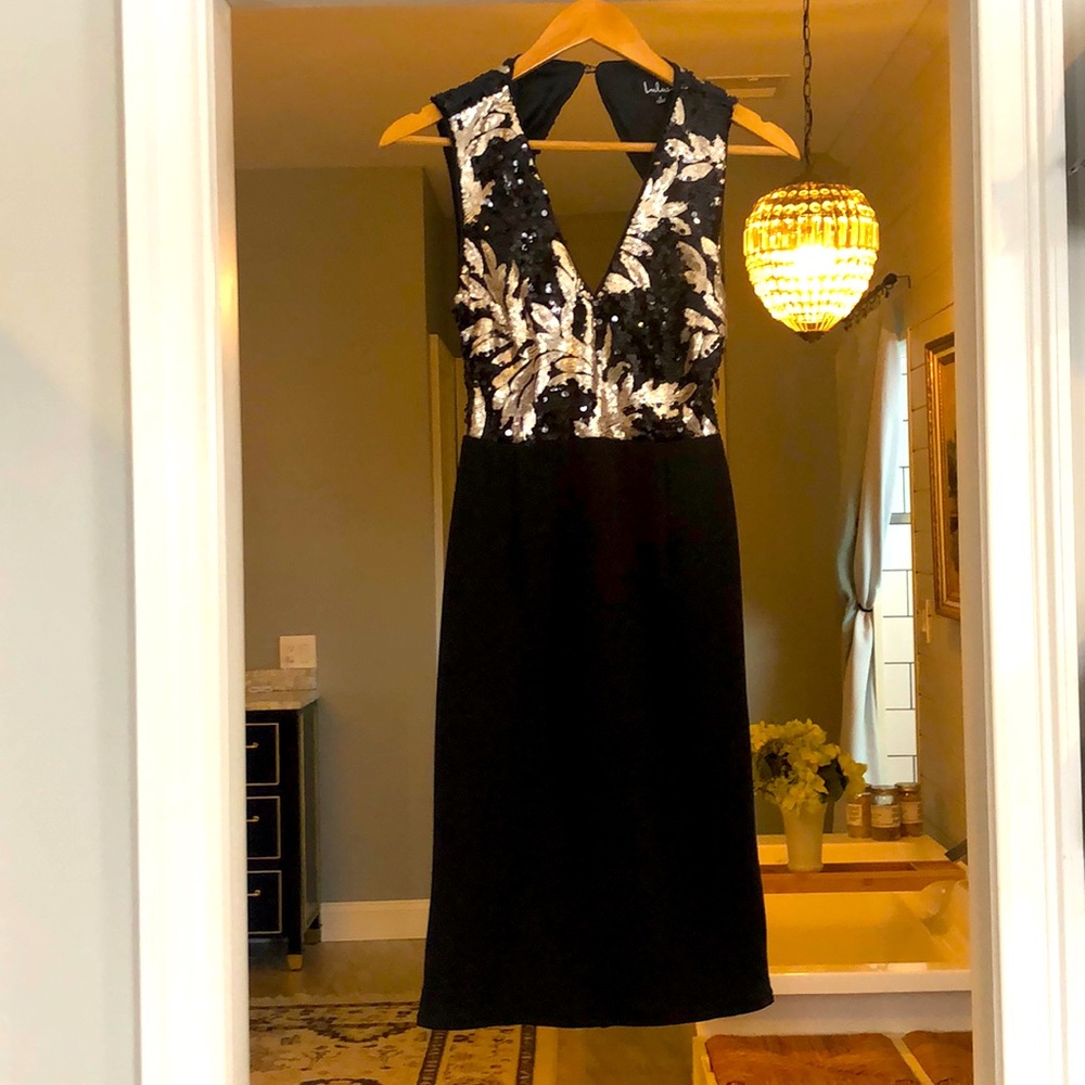 Lulus sequin cocktail dress, black and gold.